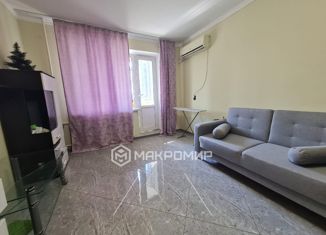 Продам 1-комнатную квартиру, 38 м2, Новороссийск, улица Куникова, 11