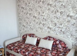 Продаю комнату, 14.8 м2, Приморский край, Октябрьская улица, 35