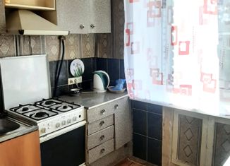 Продается 3-комнатная квартира, 59.3 м2, Барнаул, Парковая улица, 34
