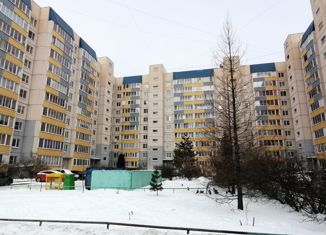 Сдается в аренду комната, 71 м2, посёлок Металлострой, Садовая улица, 2к3