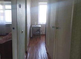 Продам трехкомнатную квартиру, 62.8 м2, Елабуга, проспект Нефтяников, 14