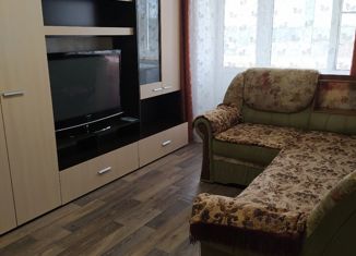 Продам 1-ком. квартиру, 30.7 м2, Ростов, улица Радищева, 42