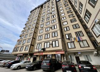 Продам 3-ком. квартиру, 90 м2, Махачкала, улица Эльзы Ибрагимовой, 31Бк2