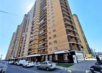 Продается 3-ком. квартира, 85 м2, Краснодар, улица Петра Метальникова, 38, ЖК Лучший