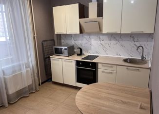 Продам однокомнатную квартиру, 42.3 м2, деревня Дударева, улица Созидателей, 12, ЖК Комарово