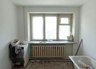 Продам 1-комнатную квартиру, 30 м2, Кемерово, Кузнецкий проспект, 102А