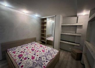 Продам 2-комнатную квартиру, 65 м2, Красноярск, 3-я Краснодарская улица, 1, Советский район