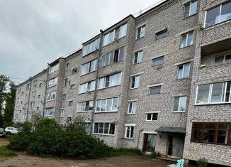 Продажа 2-ком. квартиры, 50.2 м2, Весьегонск, Промышленная улица, 22