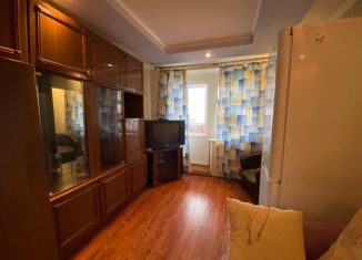 Продаю 3-ком. квартиру, 60 м2, посёлок Щедрино, Полевая улица, 3