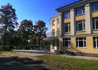 Продажа 1-комнатной квартиры, 57 м2, Петергоф, Фабричная улица, 3