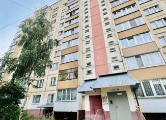 Продается 1-ком. квартира, 36.7 м2, Смоленск, улица Рыленкова, 11В
