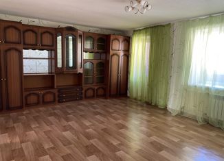 Продается 2-комнатная квартира, 67 м2, Вологодская область, улица Южакова, 3