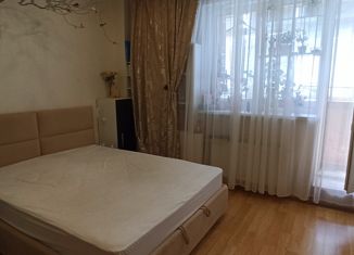 Продается двухкомнатная квартира, 47.6 м2, рабочий посёлок Андреевка, микрорайон Высокое, 2Б