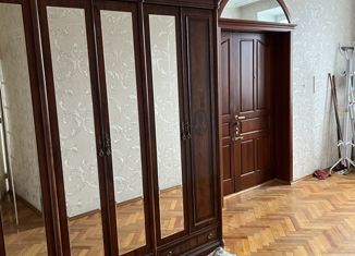 Продажа 4-ком. квартиры, 140 м2, Красноярский край, улица Горького, 3А