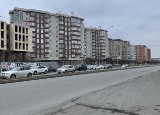 Сдам 2-комнатную квартиру, 80 м2, Северная Осетия, проспект Доватора, 85