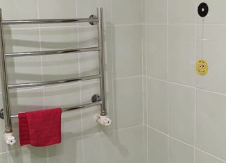 Продается 3-комнатная квартира, 65.2 м2, Морозовск, улица Ленина, 370