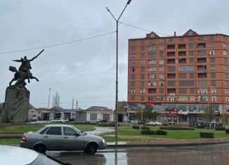 Продам 2-комнатную квартиру, 95 м2, Махачкала, улица Хаджи Булача, 26А, Ленинский район