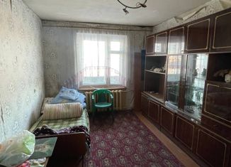 Продаю двухкомнатную квартиру, 47 м2, Волхов, улица Нахимова, 11