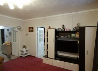 Трехкомнатная квартира на продажу, 77.3 м2, село Глинка, улица Горького, 16