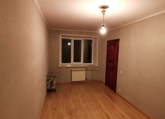 Продаю комнату, 80 м2, Тольятти, улица Академика Скрябина, 4, Комсомольский район