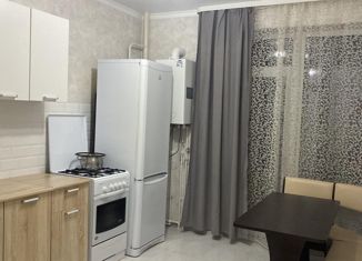 Аренда 1-комнатной квартиры, 40 м2, Батайск, Комсомольская улица, 127