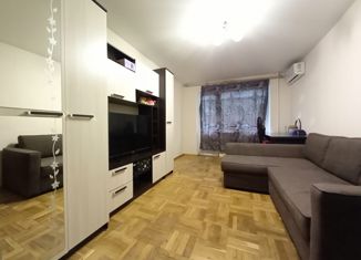 Продажа 1-комнатной квартиры, 32 м2, Краснодар, улица 2-я Пятилетка, 3, улица 2-я Пятилетка