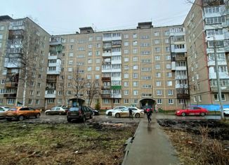 Продается трехкомнатная квартира, 52.3 м2, Пермский край, улица Гашкова, 31