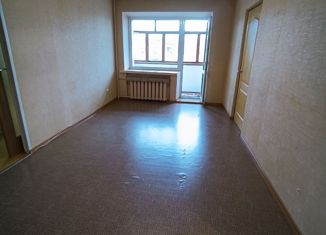2-комнатная квартира на продажу, 42.6 м2, Краснокамск, Комсомольский проспект, 17