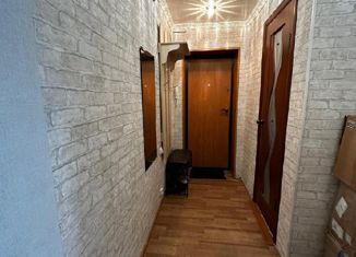 2-ком. квартира на продажу, 57.2 м2, Амурск, Заводская улица, 1