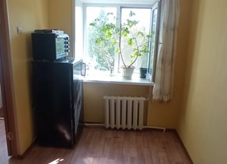 Продается 2-ком. квартира, 44.2 м2, село Белогорье, Заводская улица, 1