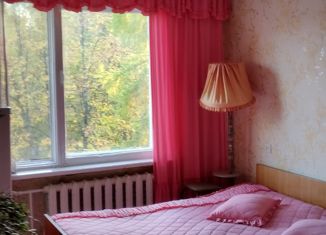 Продаю 4-ком. квартиру, 74 м2, Нижнекамск, Чабьинская улица, 5А