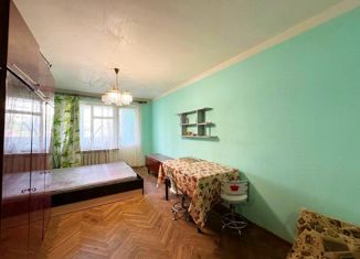 Продается 2-комнатная квартира, 51 м2, Ялта, улица Свердлова, 69