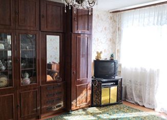 Продается двухкомнатная квартира, 46 м2, Свердловская область, улица Сантехизделий, 23