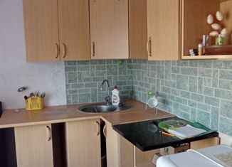 Продам двухкомнатную квартиру, 46 м2, поселок при станции Любовка, Школьная улица, 11