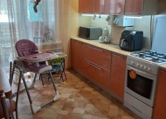 Продаю двухкомнатную квартиру, 58.4 м2, деревня Берёзовка, Кленовая улица, 13