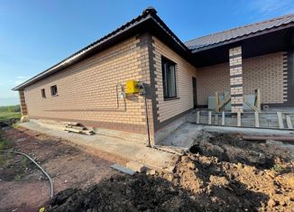 Продаю дом, 120 м2, село Нежинка, Отрадная улица