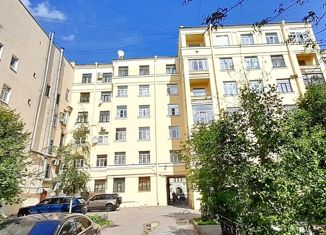 Продам квартиру студию, 10 м2, Санкт-Петербург, Тележная улица, 26-28, метро Площадь Александра Невского-2