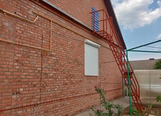 Дом на продажу, 110 м2, Сальск, площадь Ленина