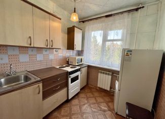 Продам трехкомнатную квартиру, 59 м2, Иркутская область, микрорайон Первомайский, 42