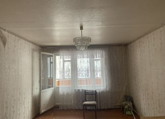 Продажа 3-ком. квартиры, 52.1 м2, Курчатов, Коммунистический проспект, 28