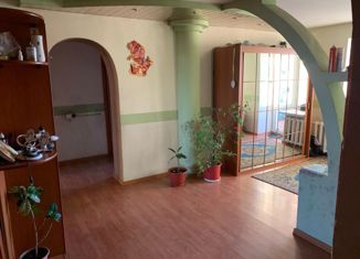 Продажа 4-комнатной квартиры, 60 м2, Тайшет, улица 8 Марта, 8