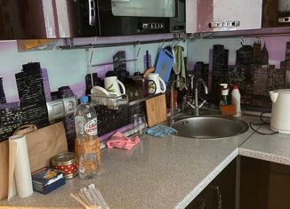 Продажа 3-комнатной квартиры, 59.9 м2, городской посёлок имени Свердлова, 1-й микрорайон, 4