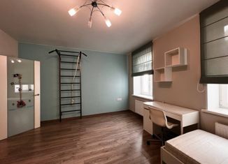 Продается двухкомнатная квартира, 90.1 м2, Санкт-Петербург, улица Турку, 13к1, улица Турку