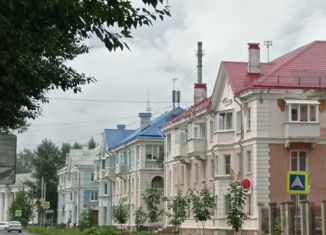 Продается 2-комнатная квартира, 49 м2, Богданович, улица Ленина, 10