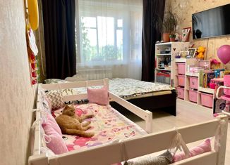 Продается двухкомнатная квартира, 45.5 м2, Ломоносов, улица Победы, 36к1