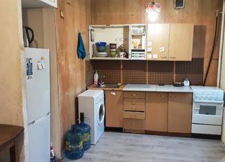 Продам 3-ком. квартиру, 55 м2, Санкт-Петербург, Новочеркасский проспект, 46, Новочеркасский проспект