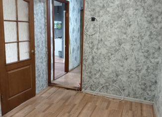 Продажа 2-ком. квартиры, 43 м2, Иркутск, улица Павла Красильникова, 213