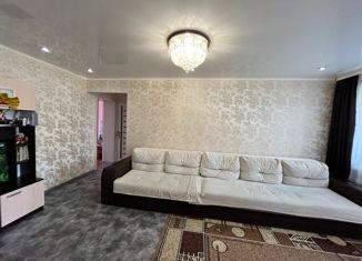 Продается трехкомнатная квартира, 57 м2, Республика Башкортостан, улица Маяковского, 30