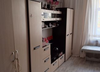 Продается четырехкомнатная квартира, 99.2 м2, Глазов, Комсомольская улица, 14