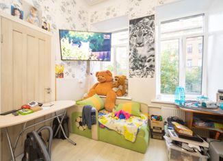 Продается комната, 150.6 м2, Санкт-Петербург, 19-я линия Васильевского острова, 8, 19-я линия Васильевского острова